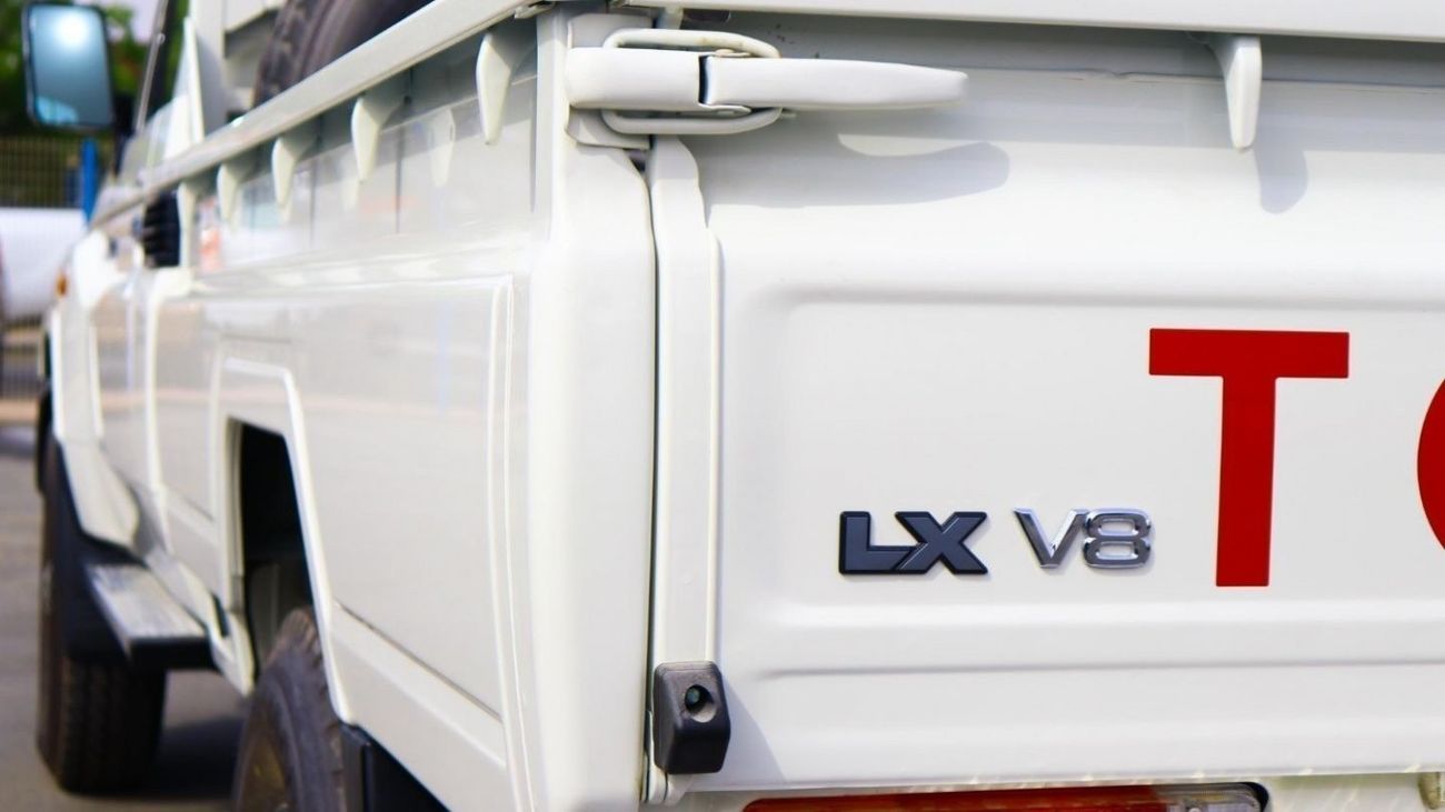 Toyota Land Cruiser Pick Up LIMITED TIME OFFER 2023 | LC 79 HARD TOP PICKUP 4.5L DSL - 4WD - V8,POWER WINDOW - EXPORT ONLY