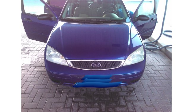 Ford Focus SE ZX4