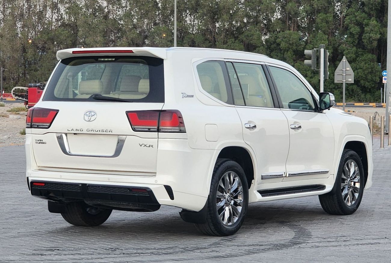 Toyota Land Cruiser VX.R V8 upgrade 2023
