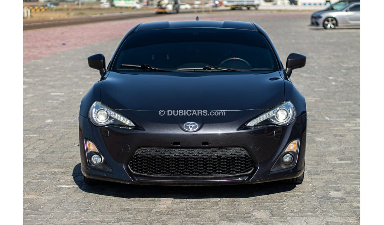 Toyota 86 Toyota 86 GTX Coupe   Model : 2015 Mileage : 94,000 km  Price : 35,000 AED Gulf specifications, 4 cy