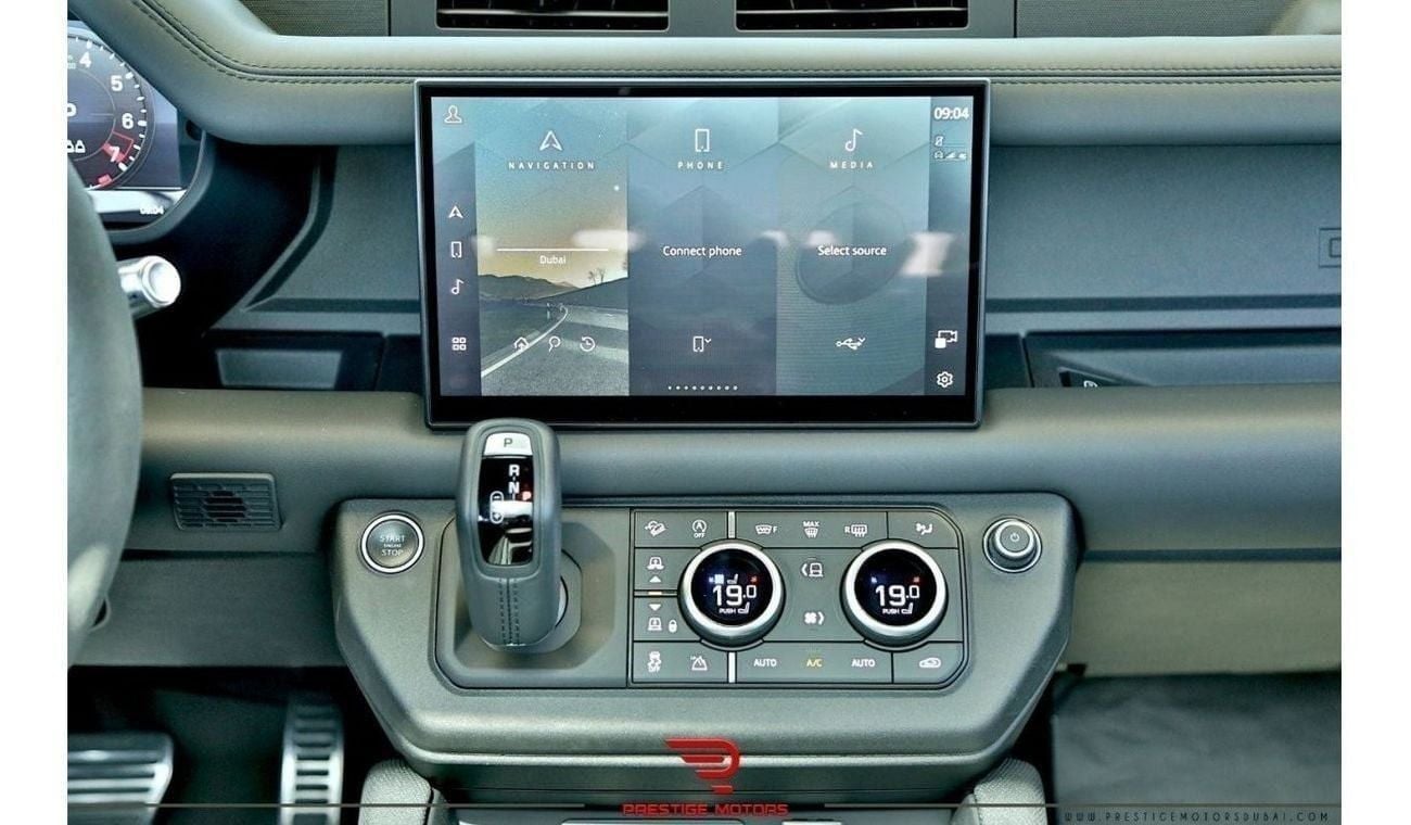 Land Rover Defender URBAN Kit 2022 V8 with Maltik full exhaust system