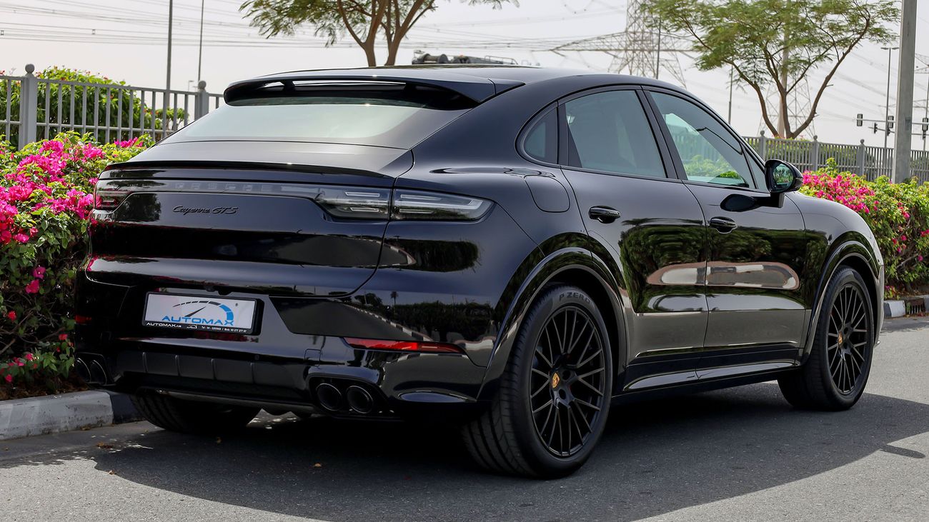 New Porsche Cayenne GTS COUPE V8 4.0L , 2022 , GCC , 0Km (ONLY FOR