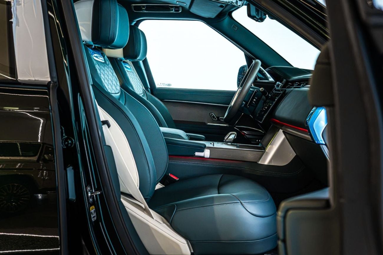 Land Rover Range Rover SV P615 SWB 2026  | British Racing Green  | Serenity Interior | GCC Specs