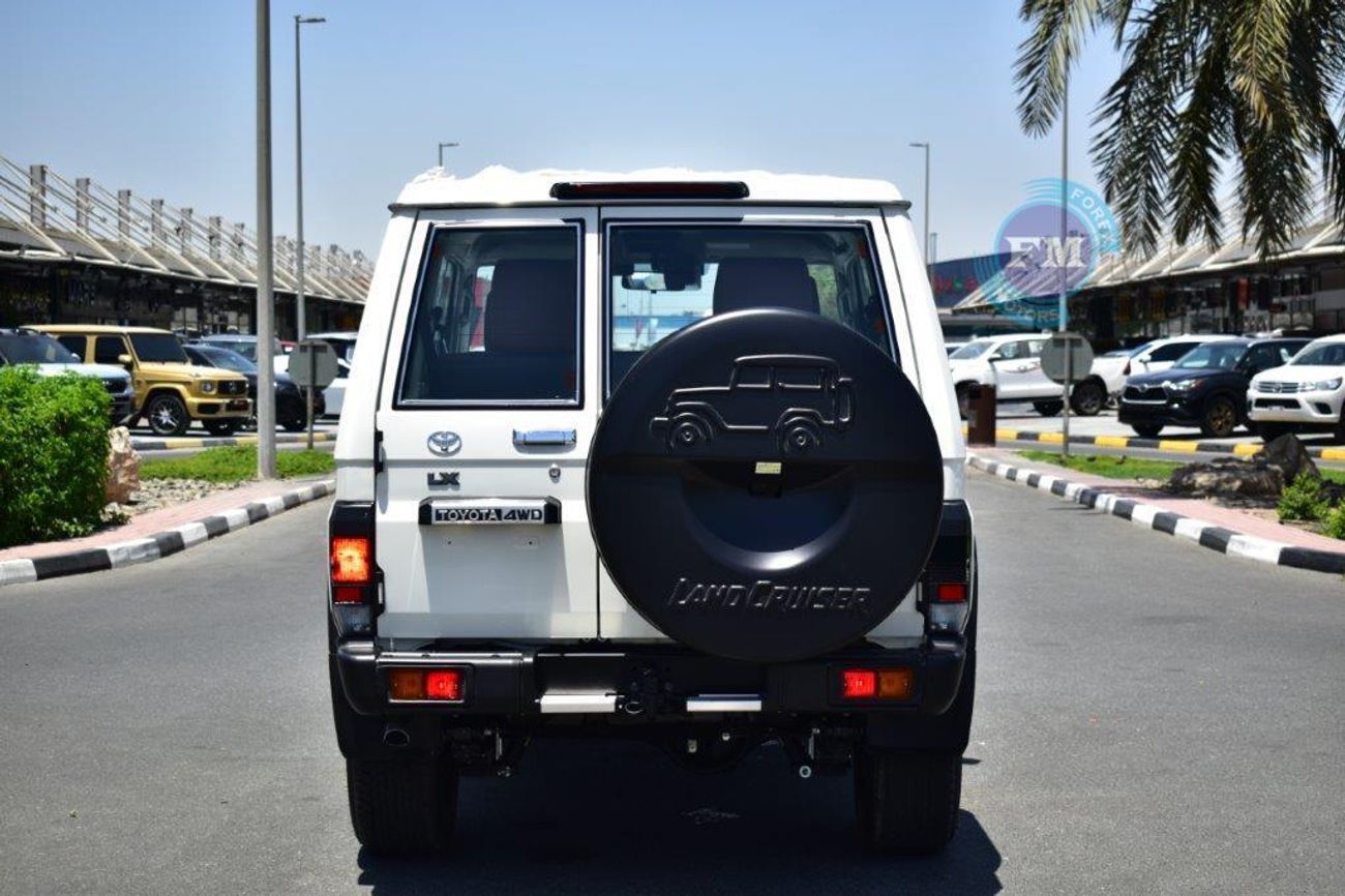 تويوتا لاند كروزر 70 71 Short Wheel Base SDLX 2.8L Diesel 4WD 5 Seater Automatic