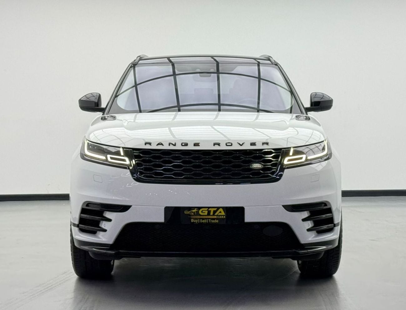 لاند روفر رينج روفر فيلار 2020 Range Rover Velar P250 SE Dynamic, Warranty, Fully Loaded, Excellent Condition, GCC