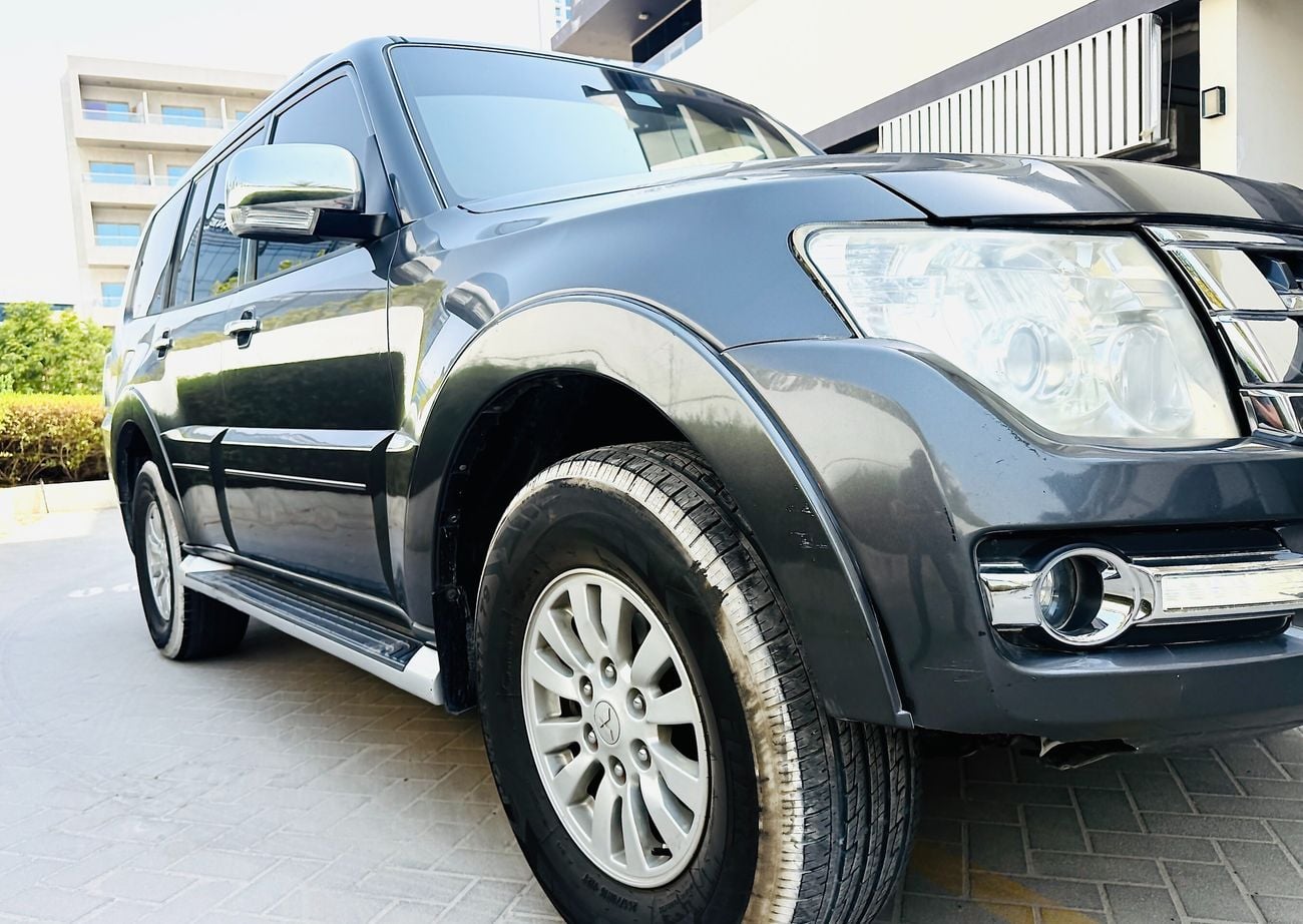 Mitsubishi Pajero GLS H/L PLATINUM