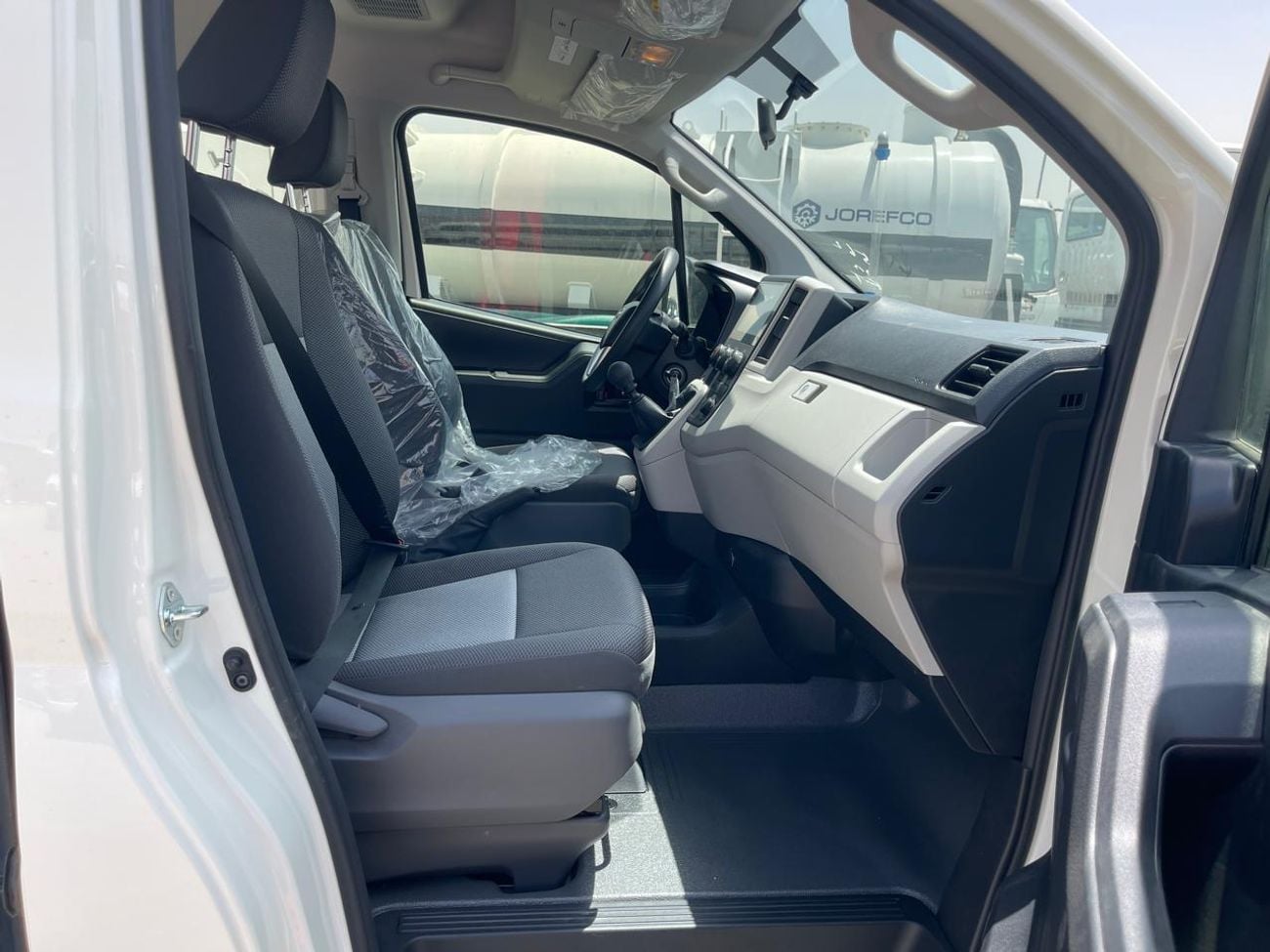 Toyota Hiace DX