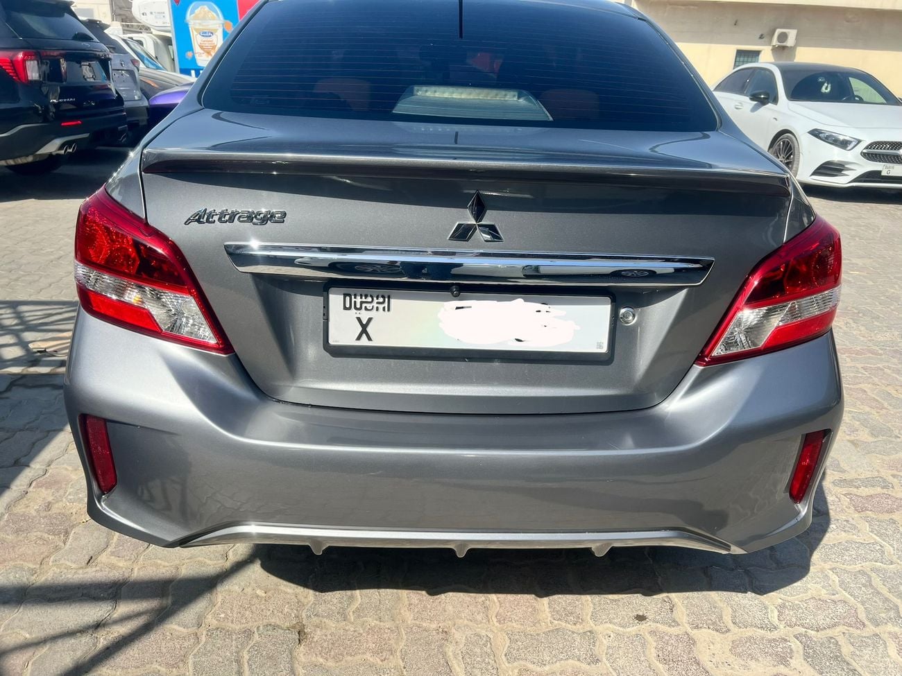 Mitsubishi Attrage GLX TOP