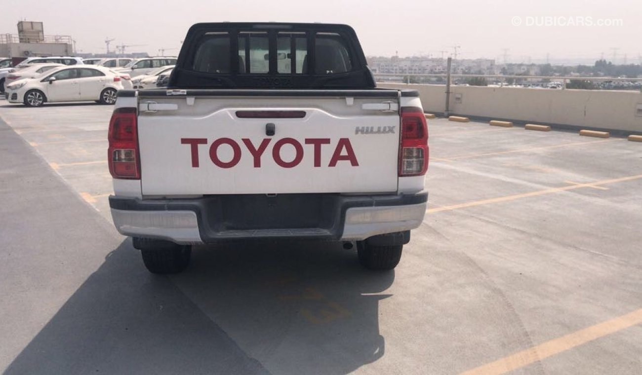 تويوتا هيلوكس 4*4 Toyota Hilux New 2.5 Double Cab