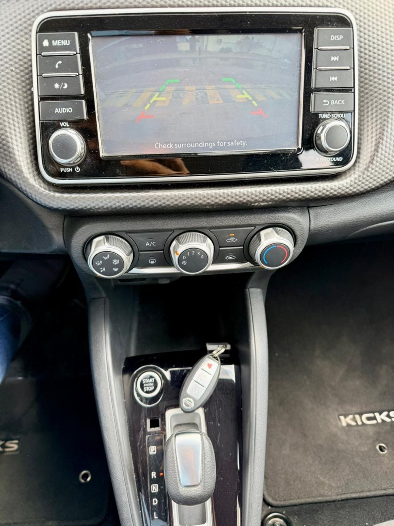 Nissan Kicks S 2020 Nissan Kicks