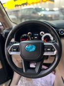 تويوتا لاند كروزر GXR 2022MODEL 4.0L v6 petrol Engine Colour Black push start Transmission Automatic Interior.Begie leathe