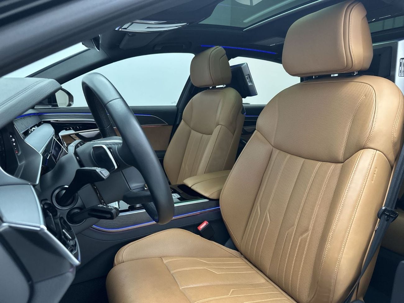 Audi A8 L 55 TFSI quattro Business Edition 3.0L (Ref# 07671)