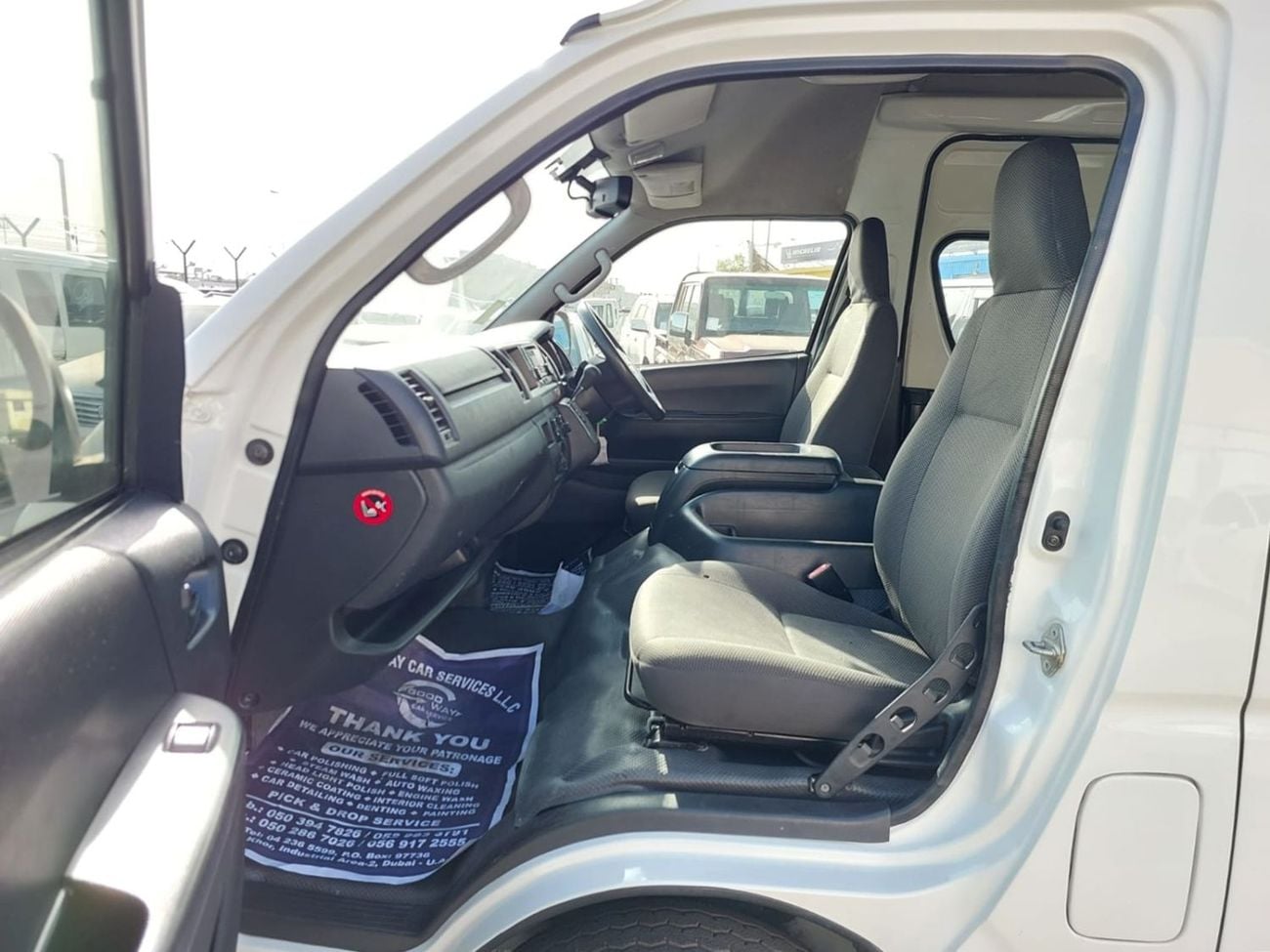 Toyota Hiace TOYOTA HIACE COMMUTER VAN RHD 2015 MODEL 3.0 L DIESEL AUTOMATIC(PM15677)