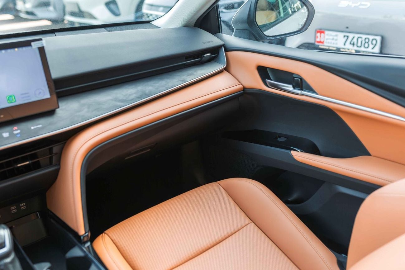 Toyota Camry LUMIERE HEV HEV