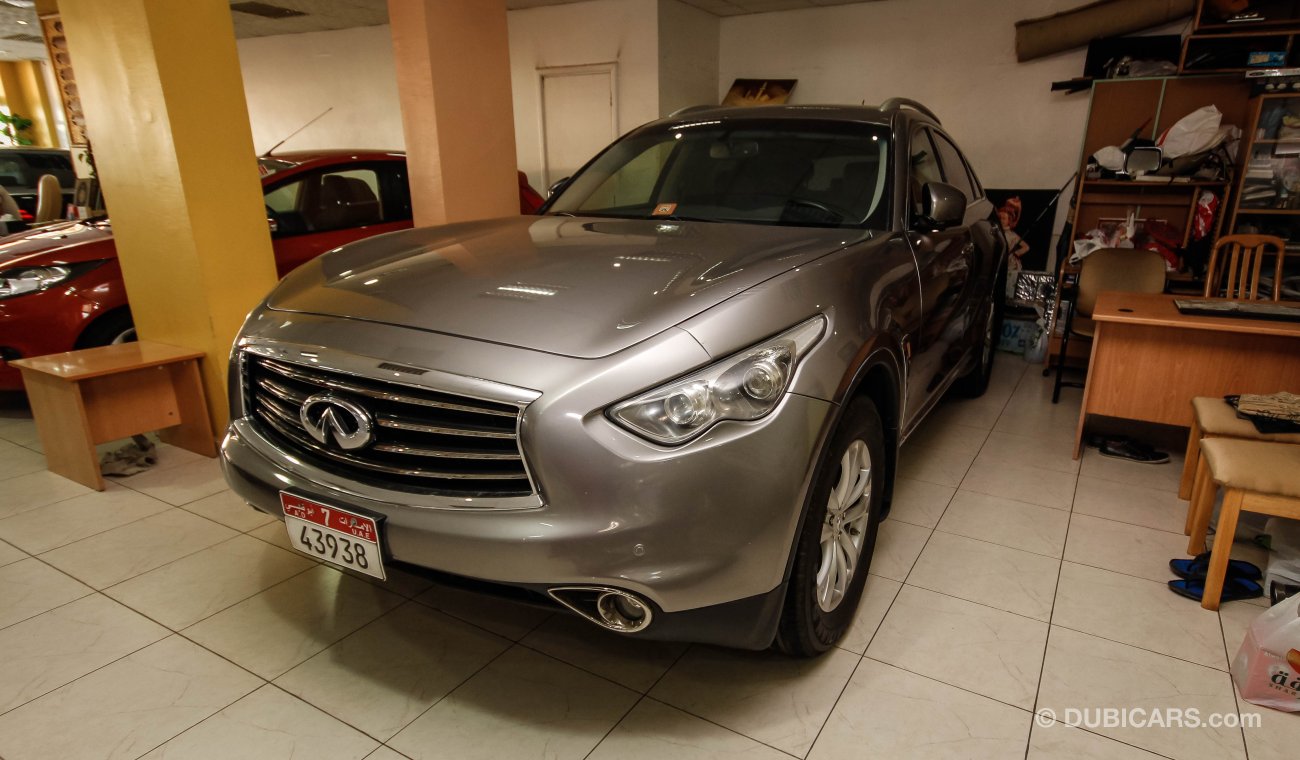 Infiniti FX35