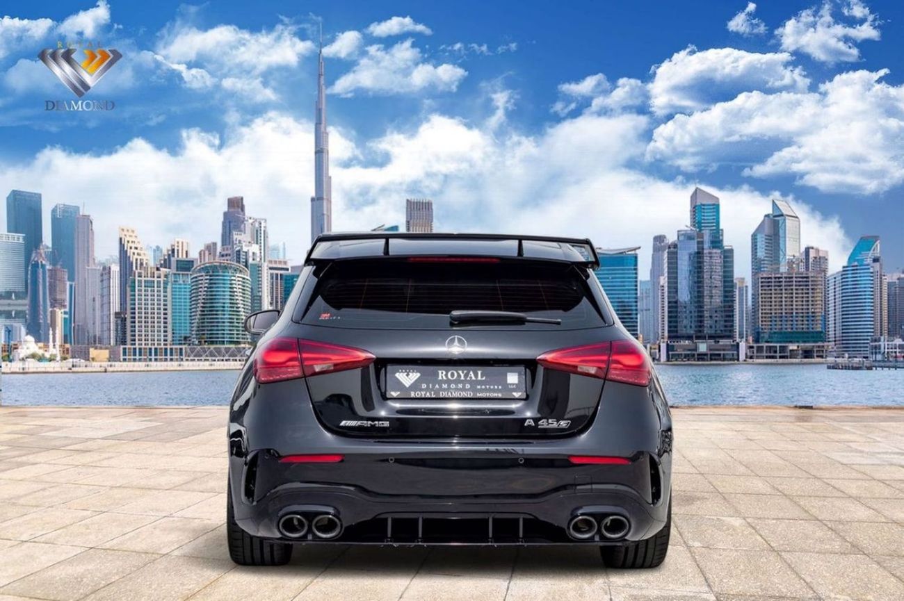 Mercedes Benz A45 AMG- S Mercedes-Benz A-Class 45 AMG 2023 GCC specs