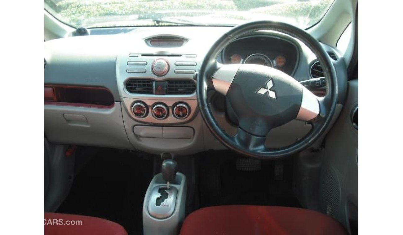 Mitsubishi Carisma HA1W