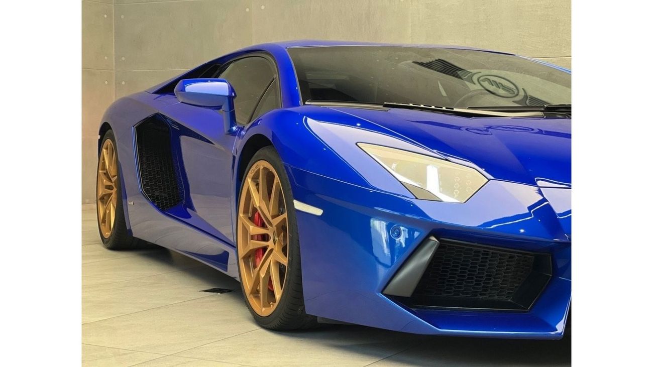 Lamborghini Aventador LP700-4 Lamborghini Aventador LP 700-4