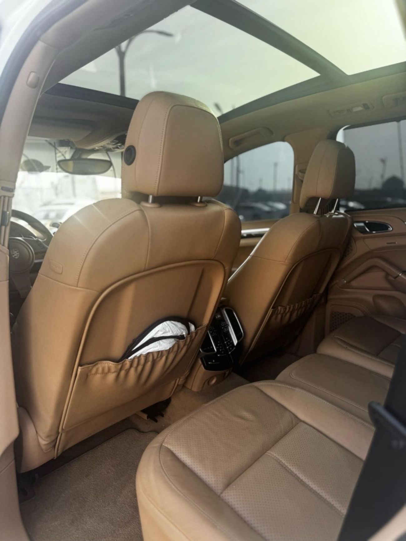 Porsche Cayenne Platinum Edition 3.6L