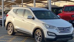 Hyundai Santa Fe خليجي 4*4 GCC