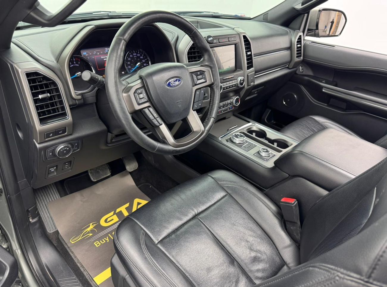 Ford Expedition 2019 Ford Expedition XLT, Ford Service History, 2027 Ford Warranty and Service Pack, GCC