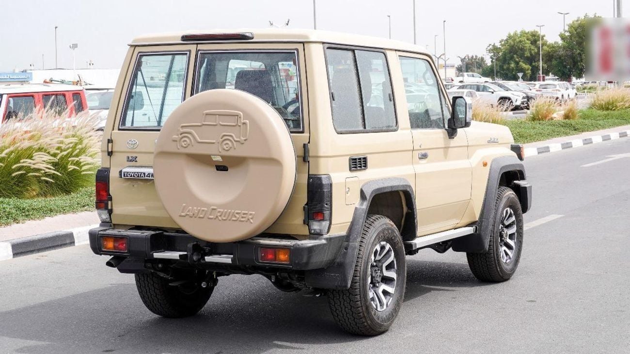 تويوتا لاند كروزر 70 HT S- DLX LX Toyota Land Cruiser Hard Top 2.8 Saudi Specifications Full Option
