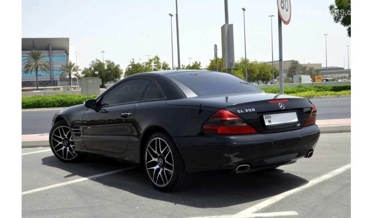 Mercedes-Benz SL 350 GCC in Very Good Condition