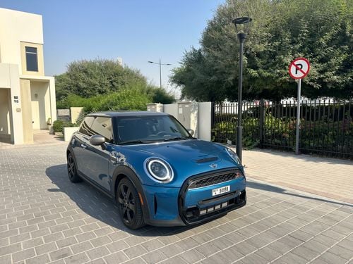 Mini Cooper S as new Mini Cooper S low mileage