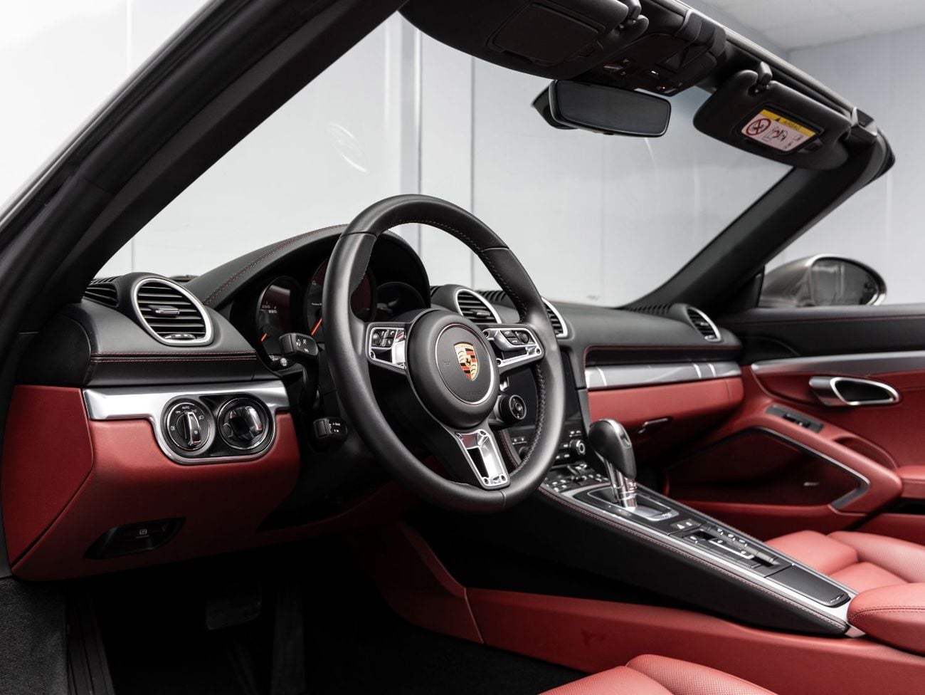 Porsche 718 Boxster STD SUMMER STARTS NOW | EXCLUSIVE DEAL BY BLACKLINE, 2025 Porsche Boxster,  Agency Warranty, GCC