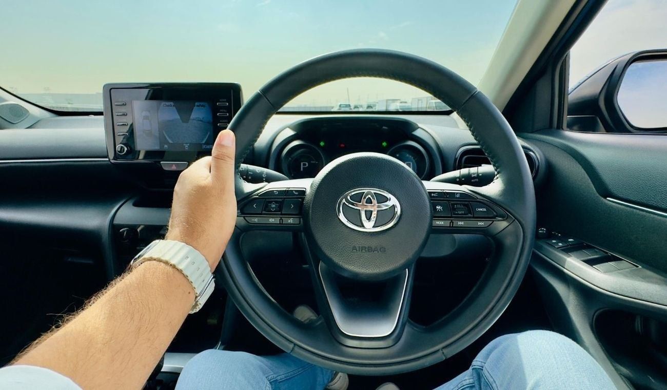 تويوتا يارس كروس PREMIUM CONDITION | 1500CC HYBRID ENGINE | RHD | 2021 | 360 VIEW CAMERA