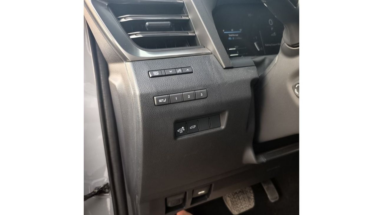 لكزس GX550 2024 Lexus GX550 3.5L Petrol OVERTRAIL European Spec