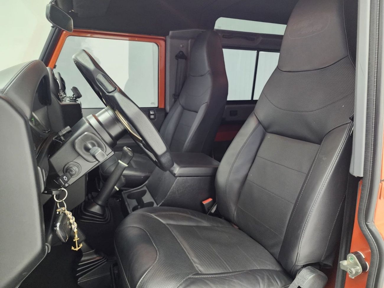 لاند روفر ديفندر