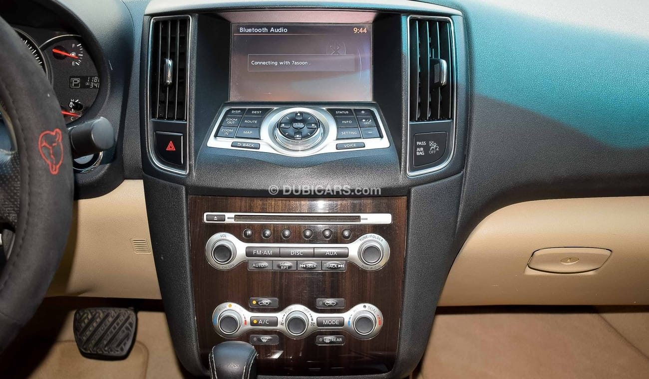 Nissan Maxima Full Option 2015 GCC Specs