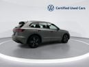 فولكس واجن طوارق Touareg R-Line + 3L | Ex-Demo | Leeds 21" Black Alloys | Varenna Leather | Premium R-Line Specificat