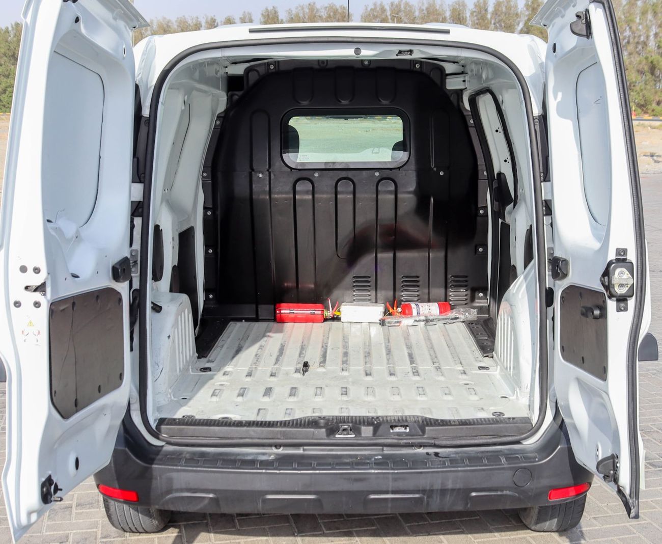 رينو دوكر Renault Dokker  2022 1.6L GCC accident free in excellent condition 478 P.M