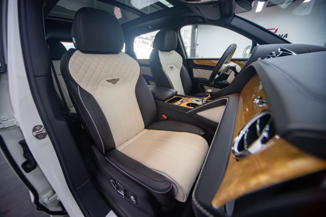 بنتلي بينتايجا Bentayga 4.0T