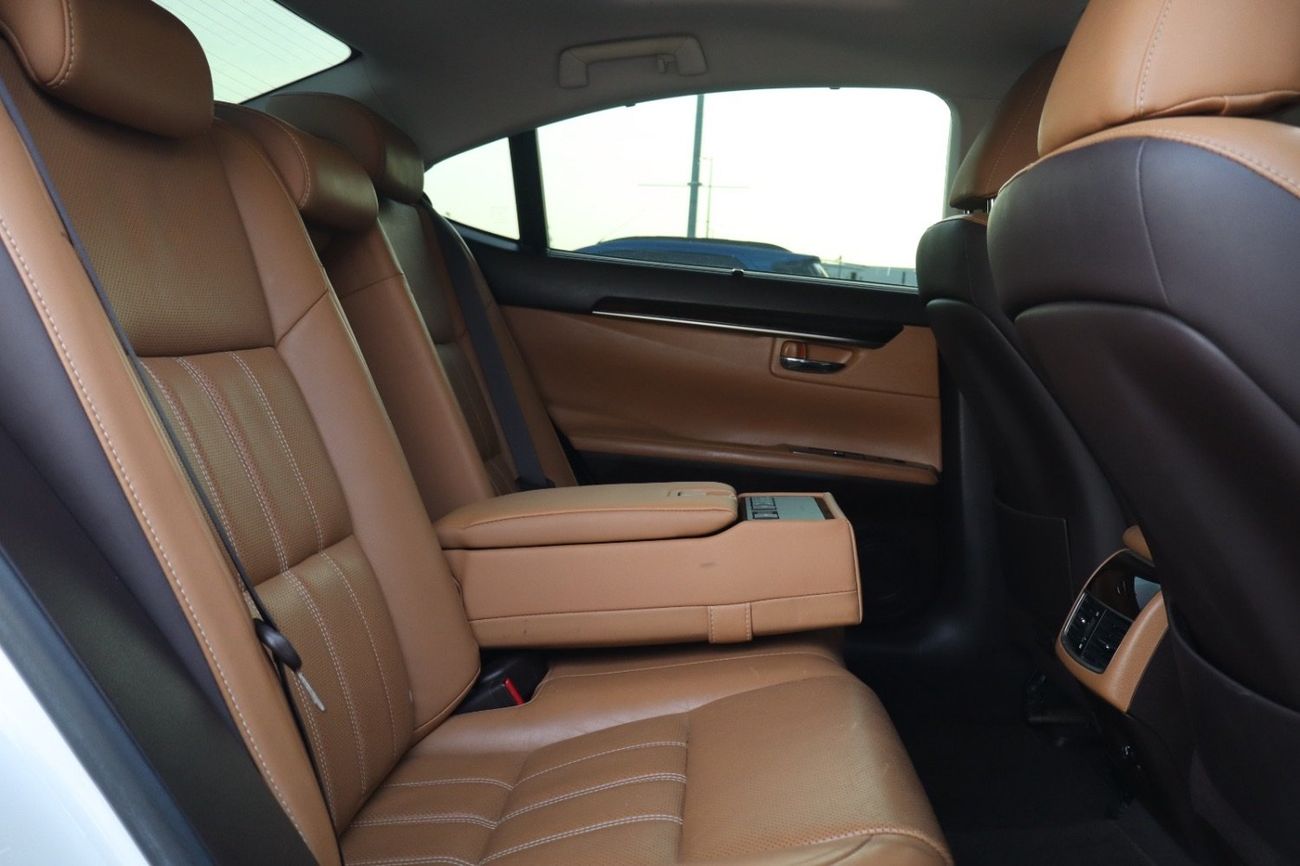 لكزس ES 350 Platinum 3.5L