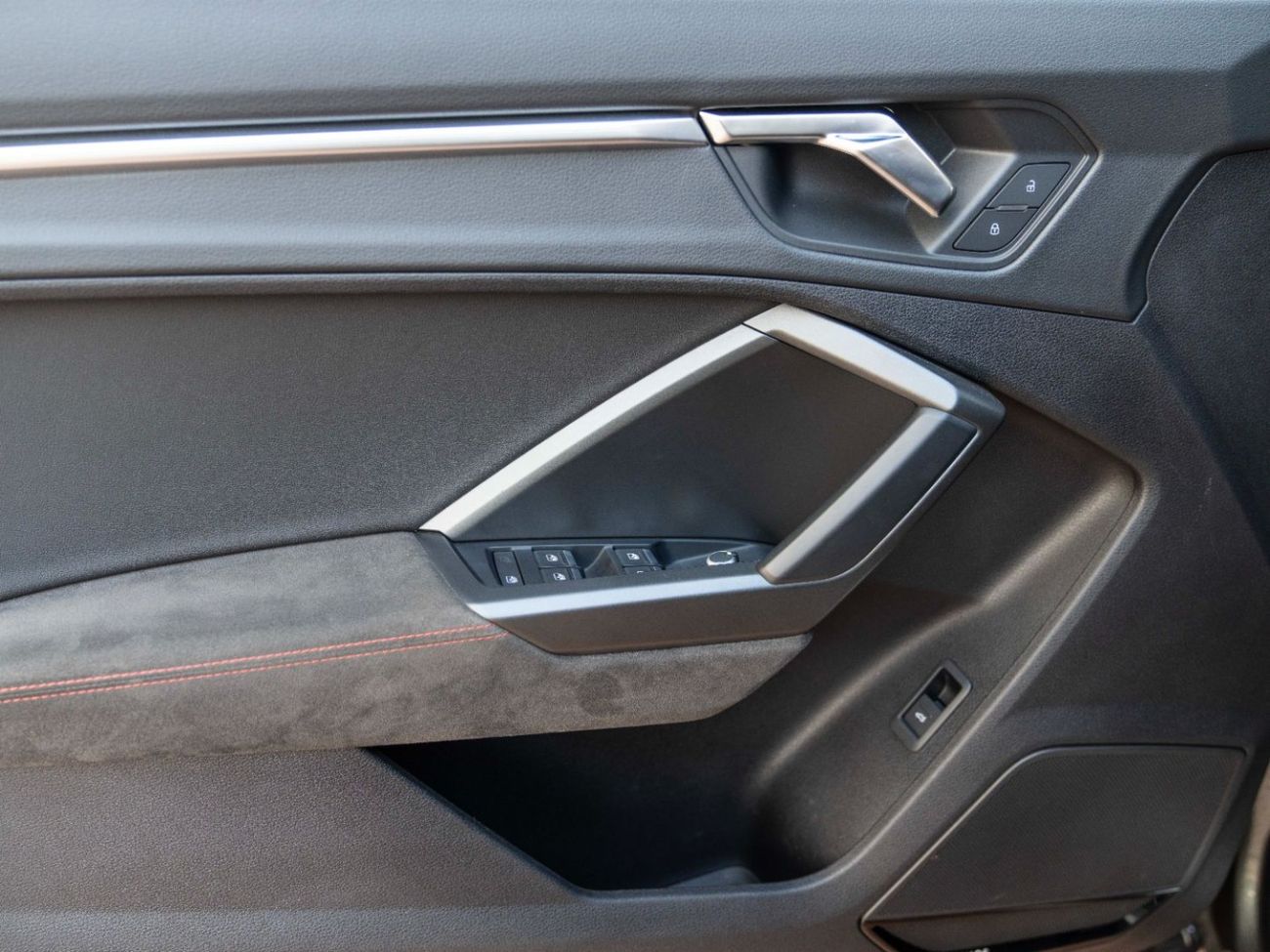 أودي RSQ3 Std TFSI quattro 2.5L