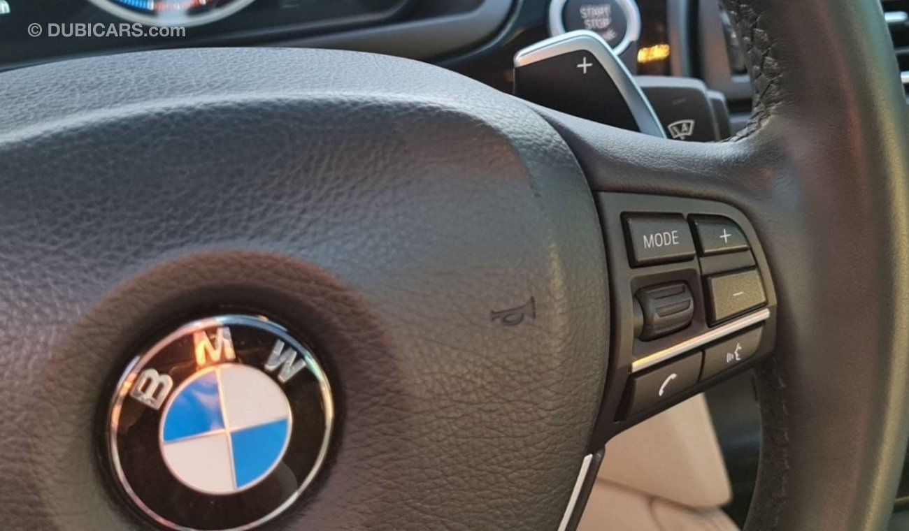 بي أم دبليو 535 i Modern Line  2014 - Rare High Spec Car - Agency Serviced