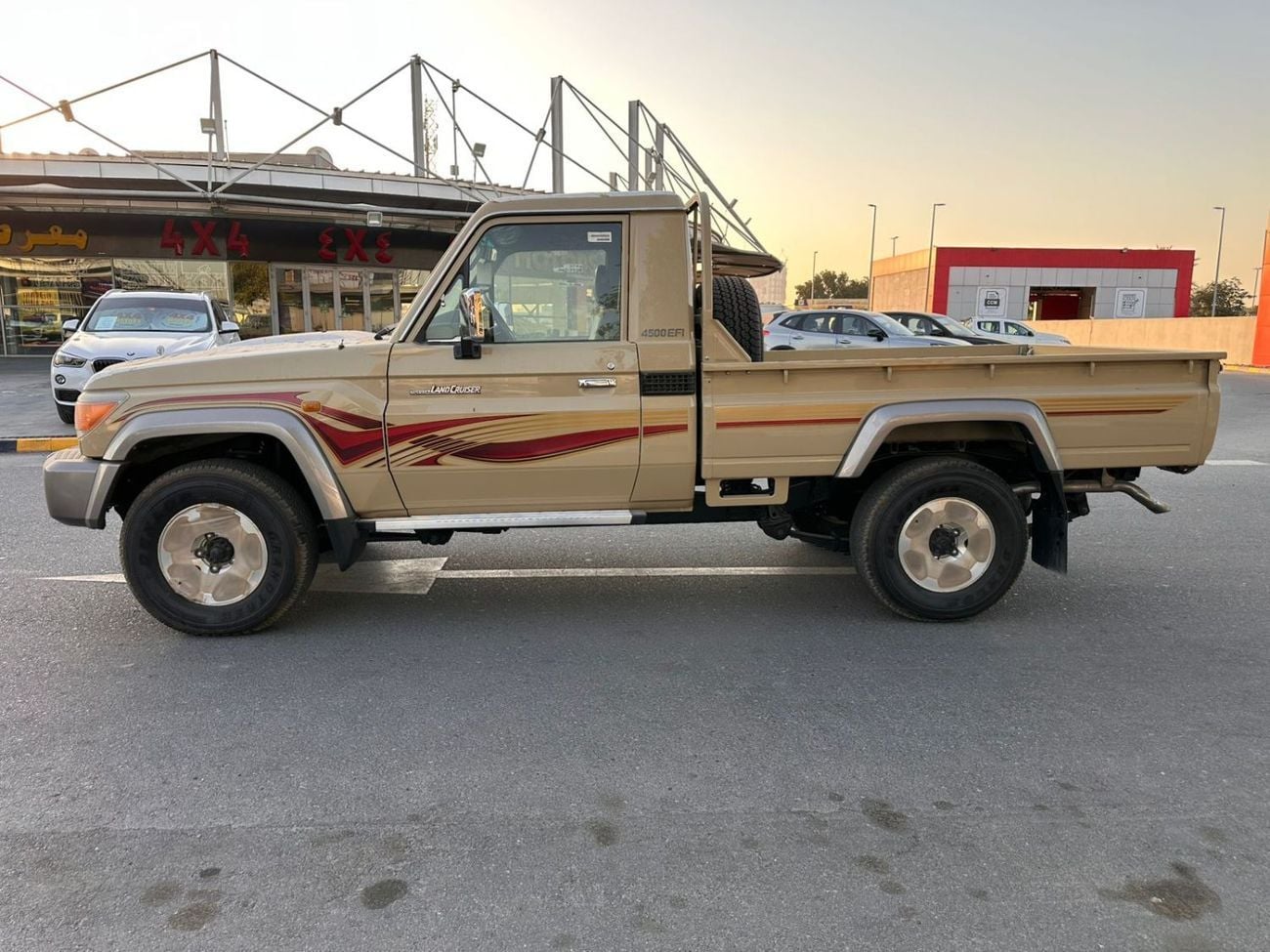 Toyota Land Cruiser Toyota Landcruiser petrol  4x4 II manual transmission II 2009