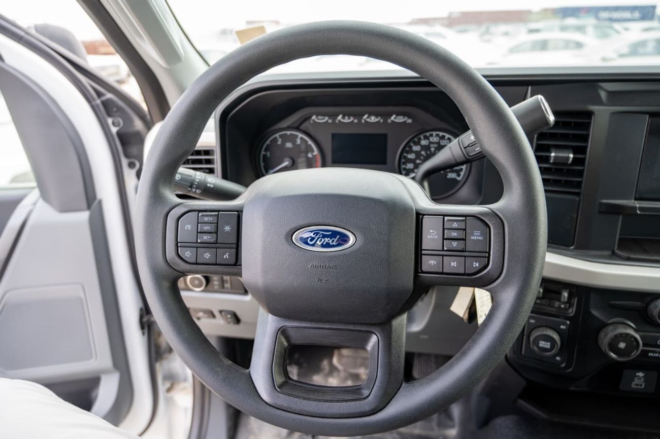 فورد F 550 Super duty XLT | 6.7L Power Stroke V8 Turbo Diesel | 4x4 | Automatic