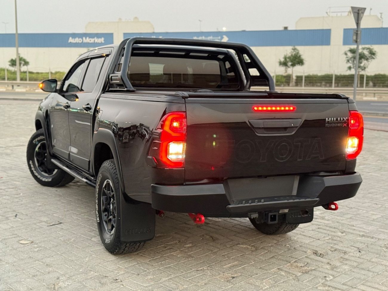 Toyota Hilux ADV 2.8L