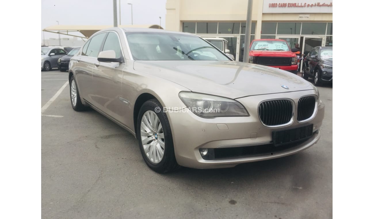 BMW 730Li i model 2012 GCC car prefect condition full service full option low mileage