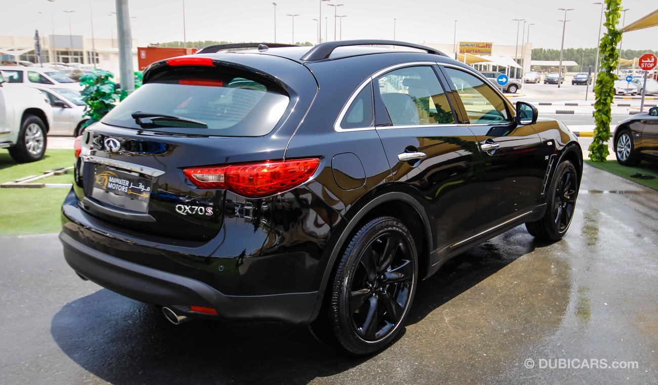 إنفينيتي QX70