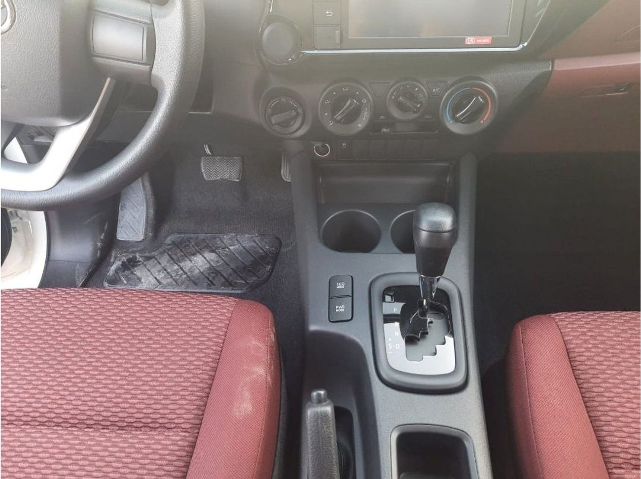 Toyota Hilux GLX У нас лучшие цены