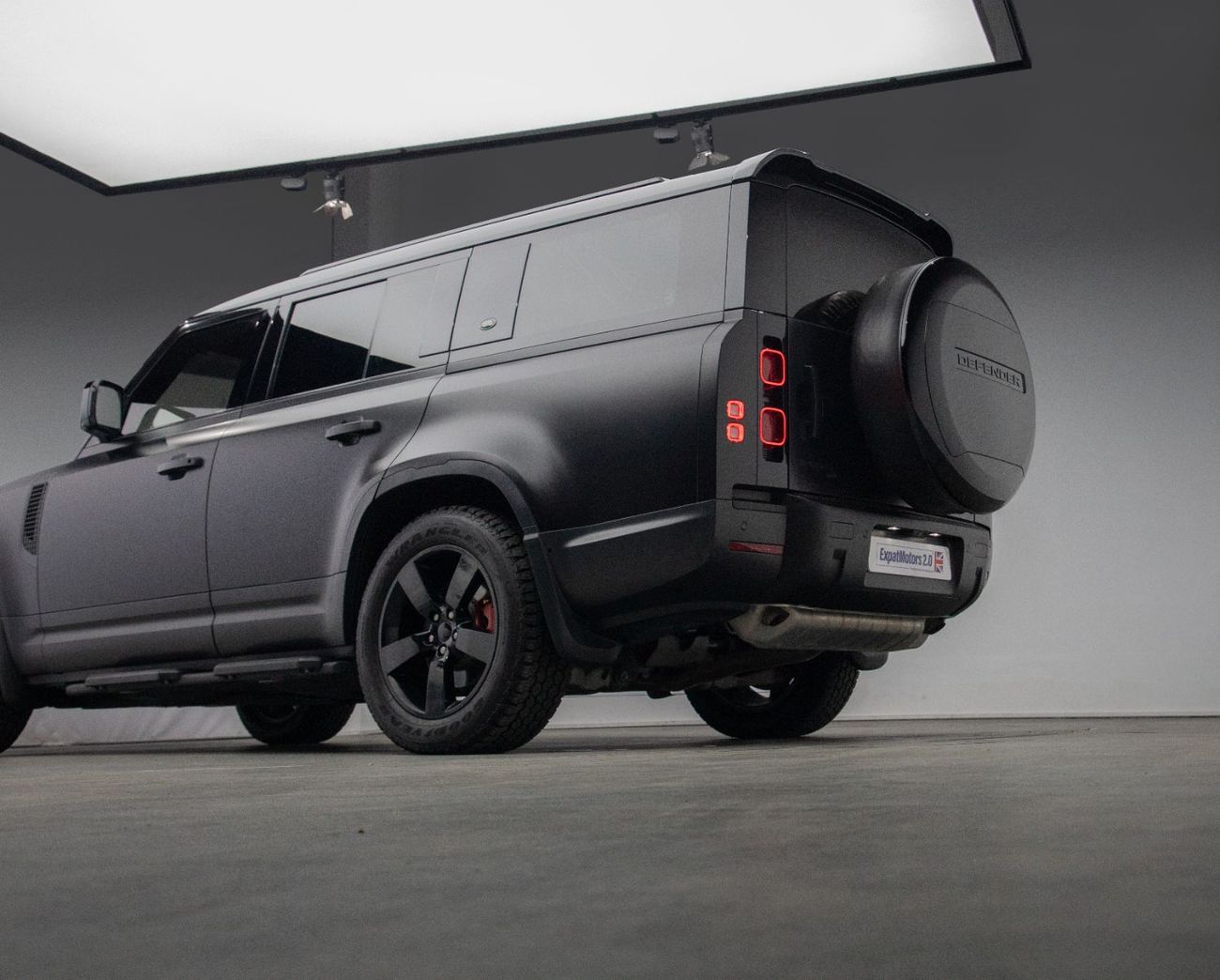 Land Rover Defender 130 HSE P400