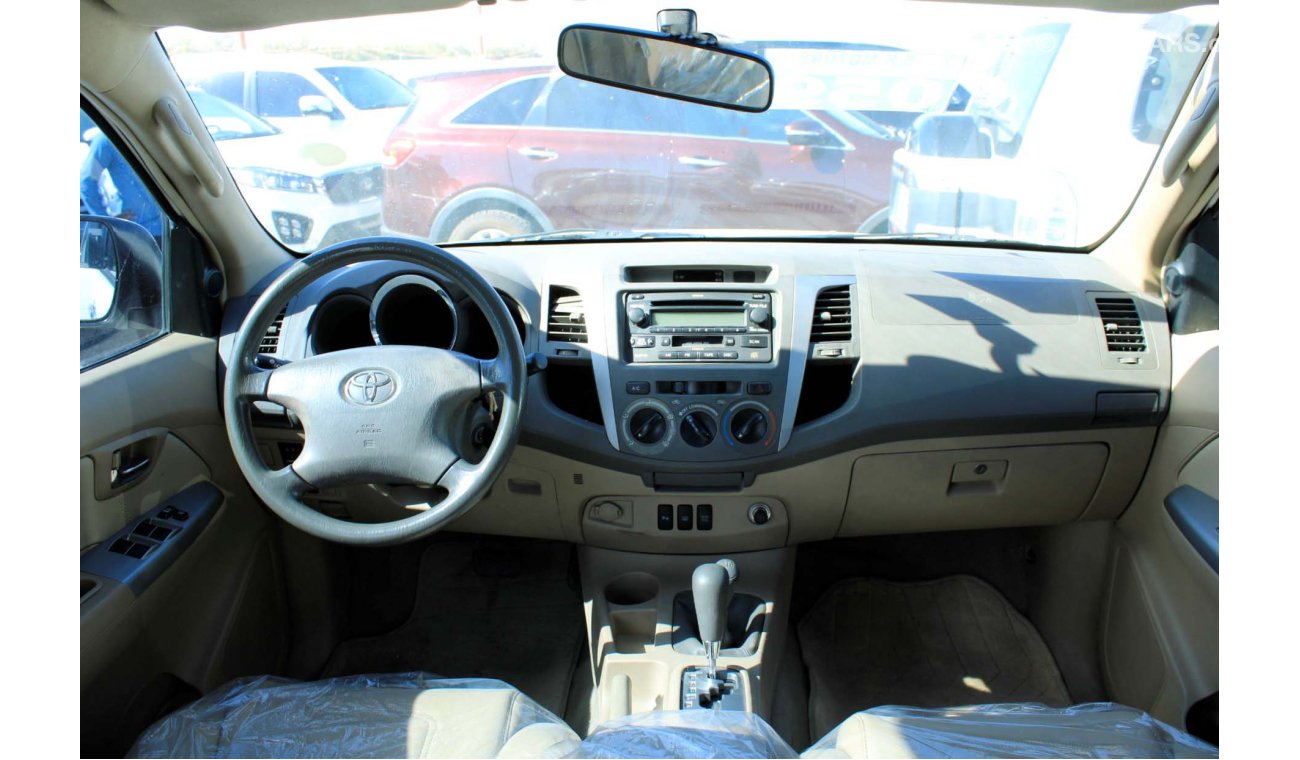 Toyota Fortuner Sport SR5 V4, 2.7L Petrol, Leather Seats, Rear Parking Sensors, Rear A/C, (LOT # 7454)