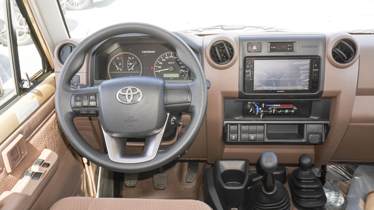Toyota Land Cruiser 70 4.0L V6 M/T