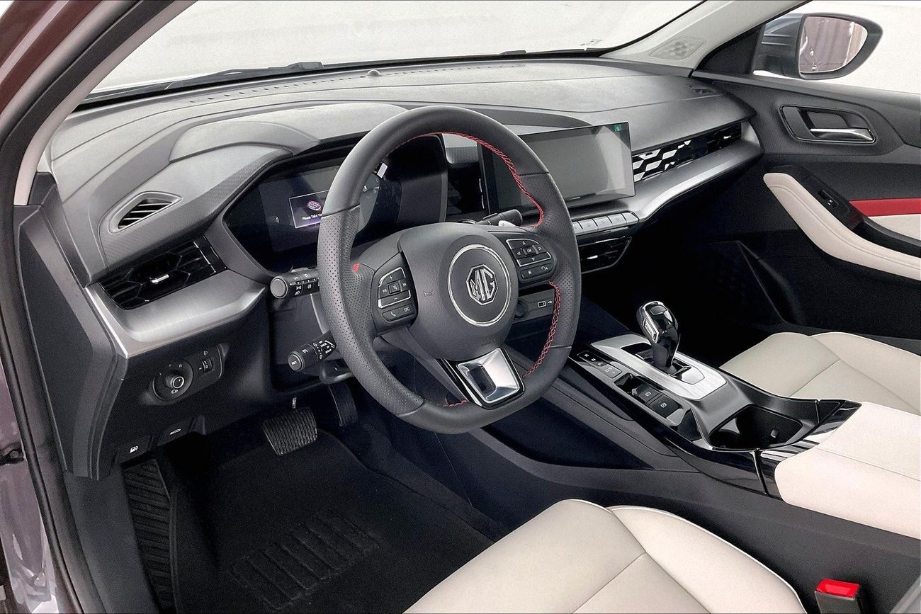 أم جي GT Luxury | شامل الضمان | 0 ﺪﻔﻋﺓ ﺃﻮﻟﻯ