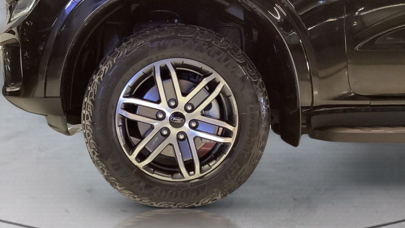 Ford Everest XLS | upto AED 20,000 Ramadan Discount | Guaranteed Warranty | 0 Down Payment